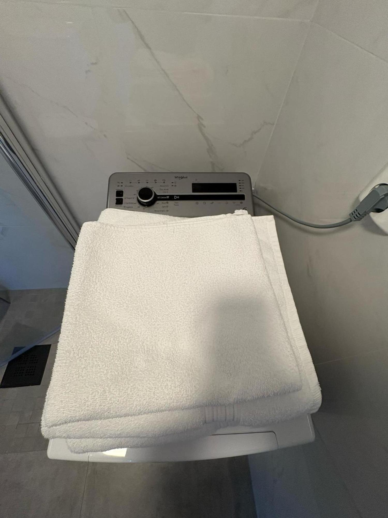 Temis Apartment, Private New 1 Bed Room And 1 Living Room With Sofa Bad And Lagre Kitchen, Share With Nobody Oslo Ngoại thất bức ảnh